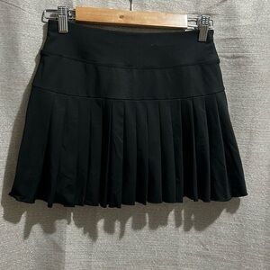 Stylish Black Pleated Mini Skirt